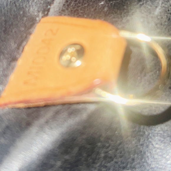 Louis Vuitton Black and Tan Tote Bag - Picture 6 of 9